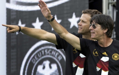 HLV Joachim Loew tiết lộ tương lai sau khi trở về Đức